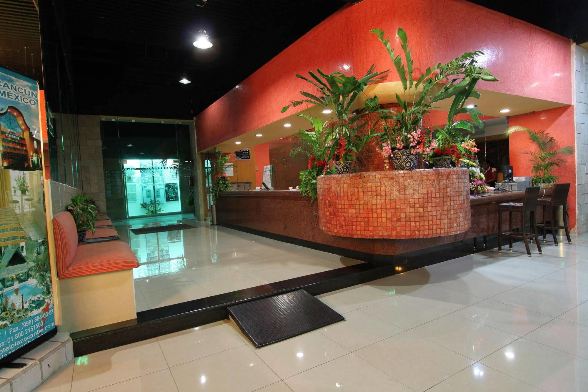 Hotel Plaza Caribe Cancún Exterior foto
